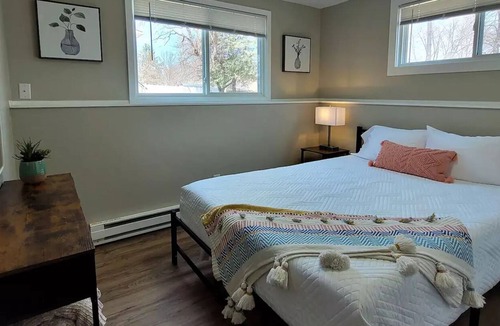 Fargo Apartment | Super Cute & Charming!
