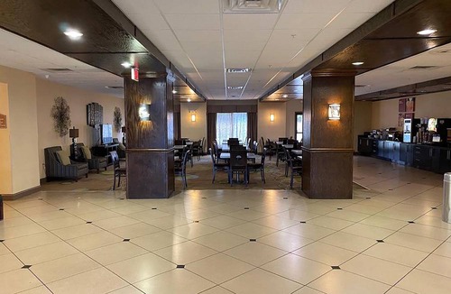 Orlinda Hotel | SureStay Plus Hotel By Best Western Portland Route 52 West