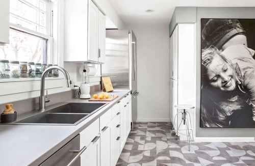 Indianapolis House | Surf House | Stylish Indy Charmer | Walkable