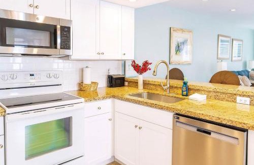 Coffeyville Apartment | Surfside II #109 home