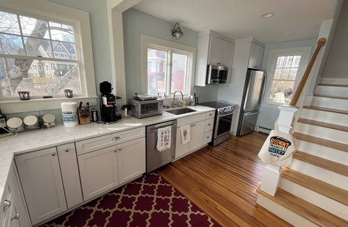 Willard Cottage | Sweeping Ocean Views in Cape Elizabeth Maine