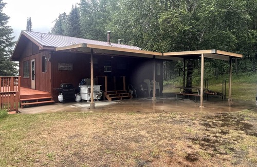 Crane Lake Cabin | Sweet Retreat Cabin on Crane Lake with onsite parking and Air Conditioned!