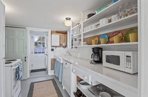South Orleans Cottage | Sweetest Cottage on Pleasant Bay: Go sailing, live simply, dream extravagantly
