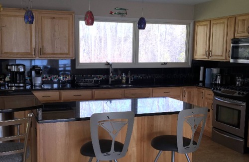 Traverse City House | Swim, Bike, Enjoy-3-bed, 4 bath lake front home in Traverse City #2025-09