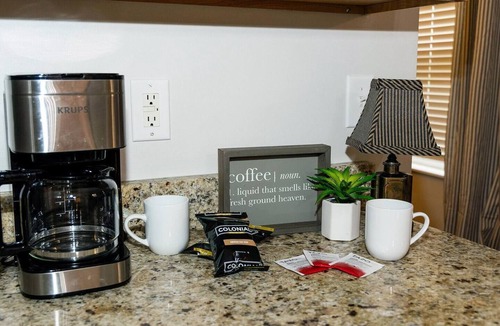 Westfield House | Team or Family Stay/Peloton/1.9 mile to Grand Park
