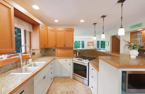 Lake Leelanau House | Terrace House - Central to Everything Leelanau!