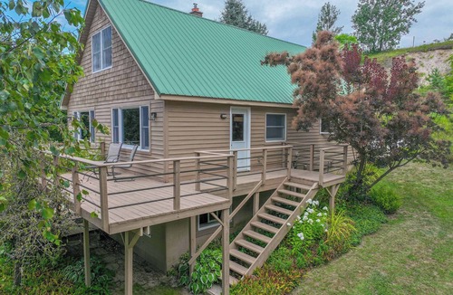 Lake Leelanau House | Terrace House - Central to Everything Leelanau!