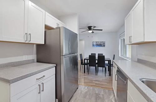 Dayton House | Terrific 3-bedroom house in Dayton with WiFi, AC