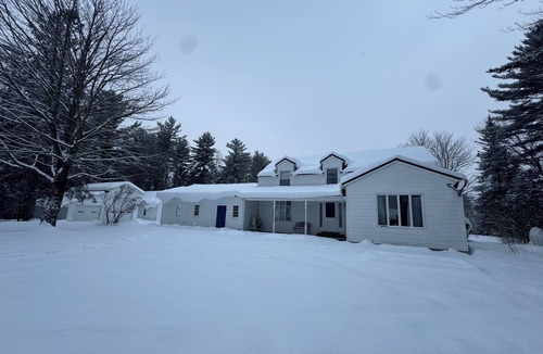 Kingfield House | The Adventure Abode: A Cozy Winter Family Retreat Close to Sugarloaf