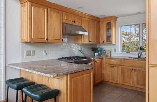 Ogunquit - Wells House | The Apex at Moody: Sun-Filled Beach House