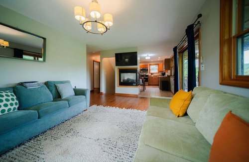 Logan Cabin | The Arcade | Hocking Hills, Hot Tub, Firepit