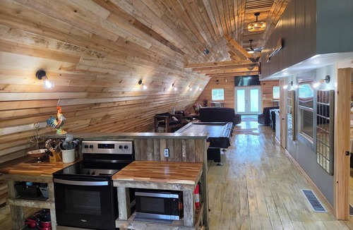 New Philadelphia House | The ARK Barndominium Getaway
