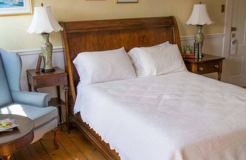 Edgartown Hotel | The Ashley Inn