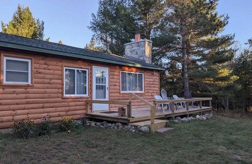 Herron Cabin | The Atwood Lodge | Secluded Cabin in Curran MI