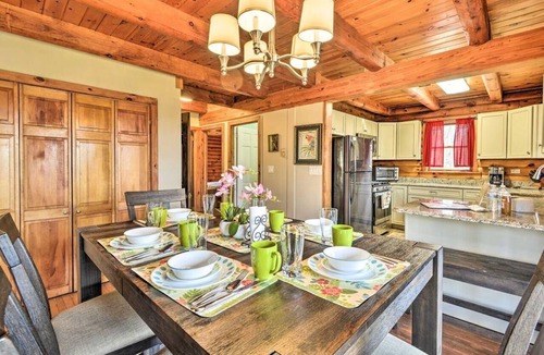 Pleasant Mount Cabin | The Aurora Residence · The Finest Retreat in the Pocono Mountains