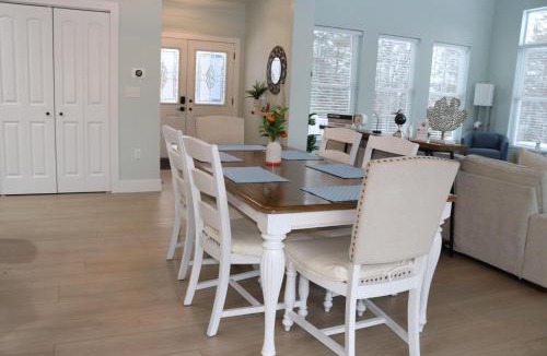 Logan House | The Backwoods Paradise