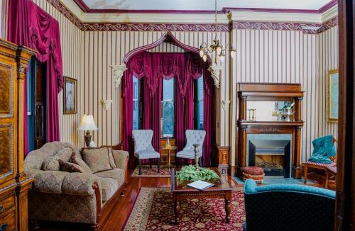 Mercer House | The Big Brickhouse
