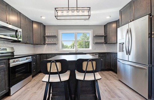 Lake Leelanau Condo | 🌲 The Birches ➠ Luxury Condotel in Downtown Lake Leelanau | U3