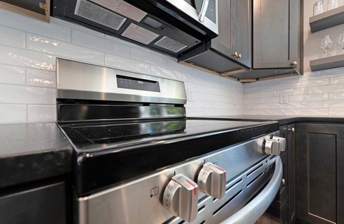 Lake Leelanau Condo | 🌲 The Birches ➠ Luxury Condotel in Downtown Lake Leelanau | U3