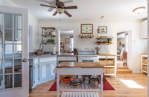 Rice Lake House | The Blackbird Inn on Rice Lake