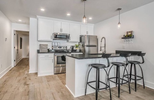 Central Oklahoma City House | The Blue Vinyl - Elegantly Revived Historic Spot