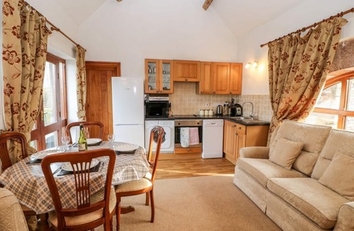Wing House | The Byre: Charming Retreat in Milton