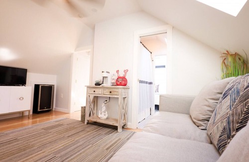 Northwest Harwich Condo | The Captain's Quarters Suite Unit - 10