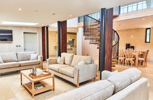 Walwick House | The Carriage House