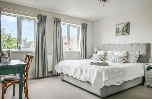 Aubourn House | The Cherry Tree
