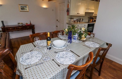 Lowick Cottage | THE COACH HOUSE, pet-friendly, in Lowick
