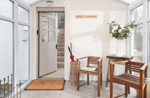 Penicuik Cottage | The Coach House, Pentland Hills - Sleeping 6 Guests in 3 Bedrooms, Dog Friendly