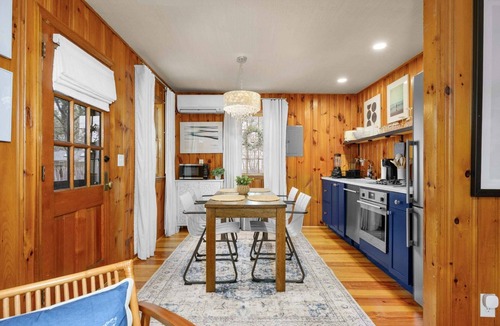 Dennis Port Cottage | The Coast: Cozy Cape Escape in Dennis Port
