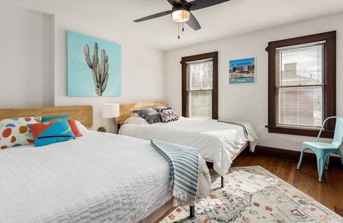 Brewery District House | The Cobblestone Condo- 2 BR 3 Beds