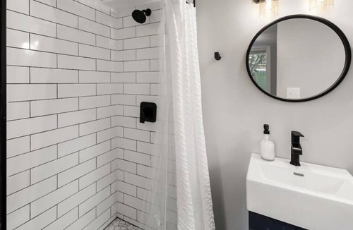 Sioux Falls Apartment | The Cordial Invite | Garden View Stay