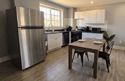 Buffalo Apartment | The Corner Twin Near Downtown