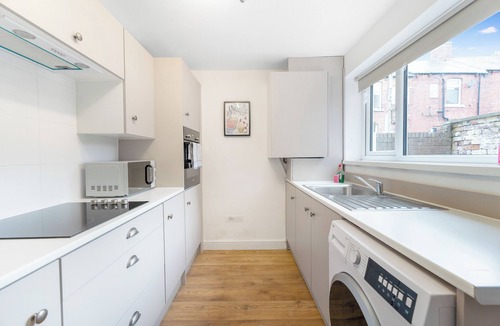 Stanley House | The Cosy Nest, 4 bed sleeps 7