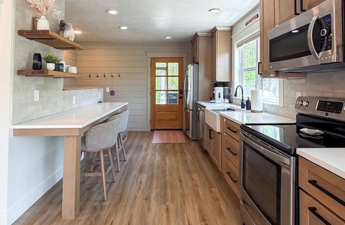 Marshall Cottage | The Cottage at The Narrows Cabins