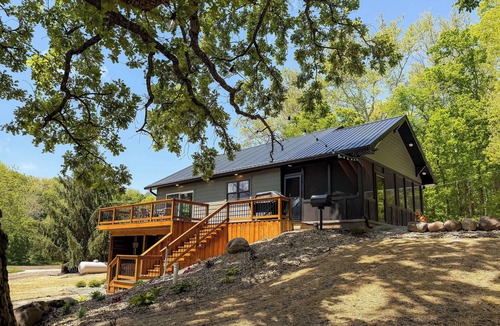 Marshall Cottage | The Cottage at The Narrows Cabins