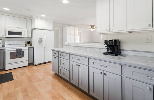 Alexandria House | "The Cove" on Carlos