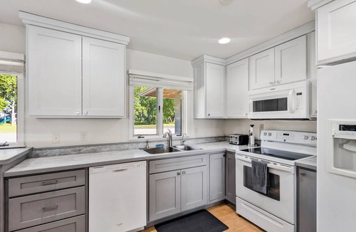 Alexandria House | "The Cove" on Carlos
