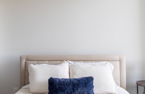Manhattan Apartment | The Cozy Corner KSMAFI3022-112