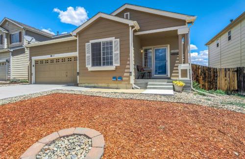 Fountain House | The Cozy Oak - Main Level Comforts