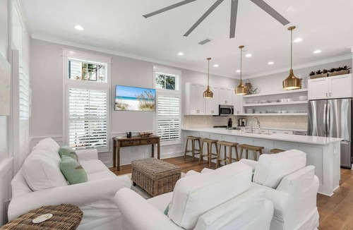 Seacrest House | The Crab House with Golf Cart, Bikes & Pool