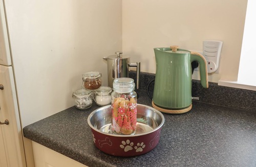 Ramshaw Cottage | THE DAIRY, pet friendly, with open fire in Evenwood
