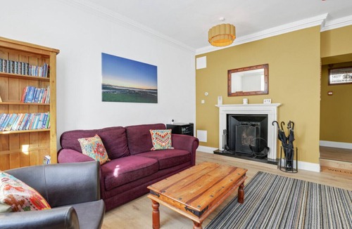 Berwick-upon-Tweed Apartment | The Drawing Room at The Merchants