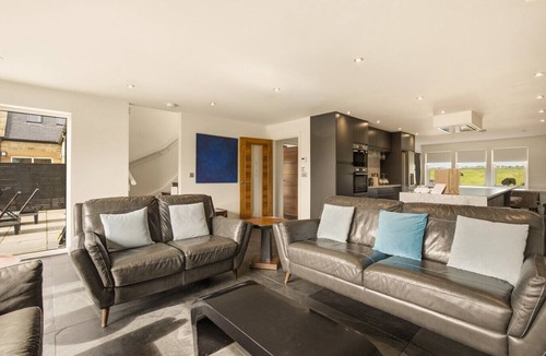 Bamburgh House | The Duke - North East Escapes