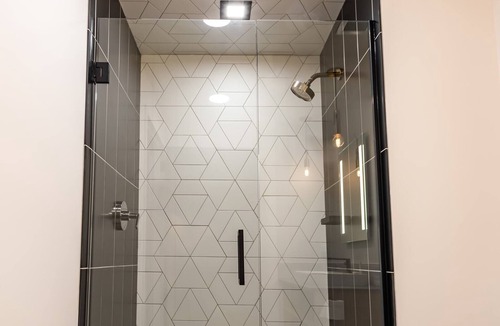 Downtown Hotel | The Finnley