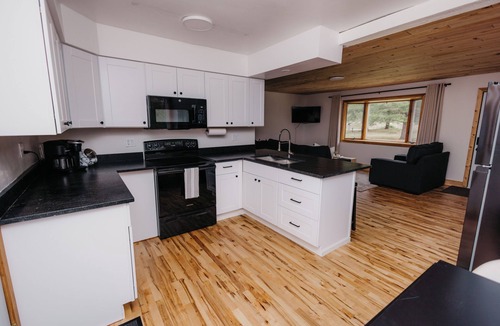 Shawano House | The Fox Den