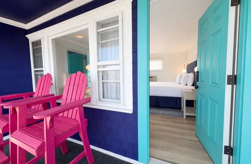 Provincetown Bed & Breakfast | The Foxberry - A Digital Concierge Guesthouse