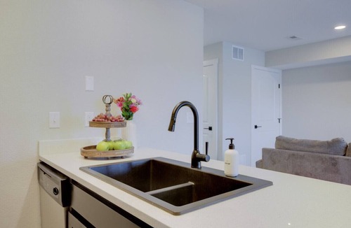 Manhattan Apartment | The Gameday Landing at Stadium Place